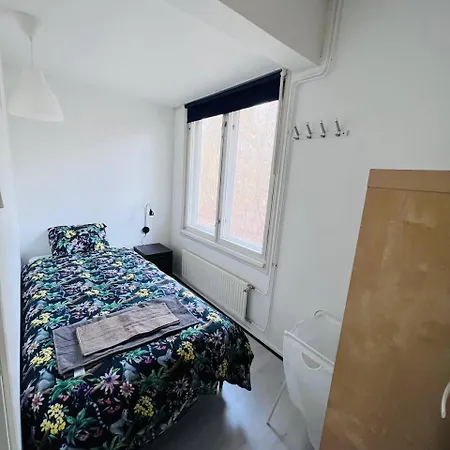 Apartment 10 Single House Near Meyer *