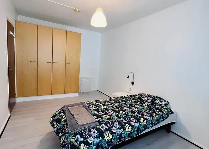 10 Single House Near Meyer Turku