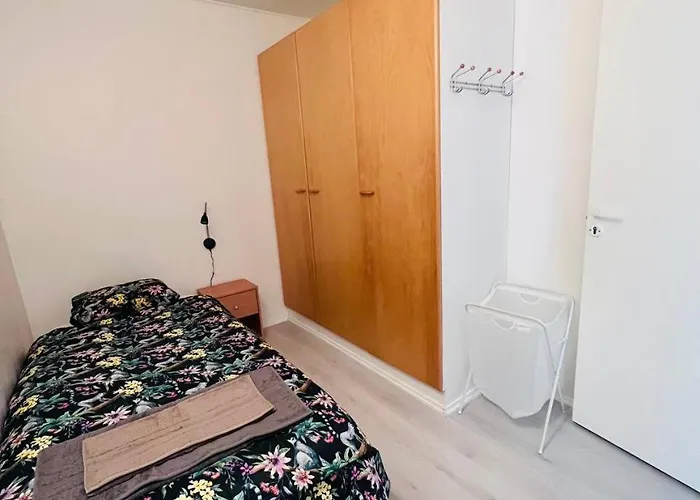 10 Single House Near Meyer