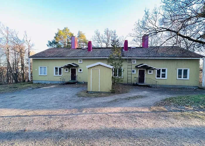 10 Single House Near Meyer * Turku